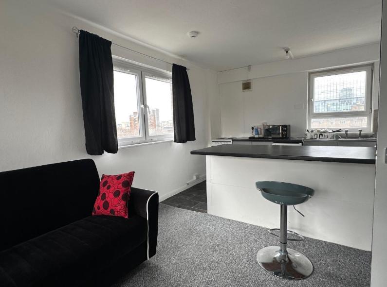 Spacious,1 Bed, Balcony, Southwark Central Лондон Экстерьер фото